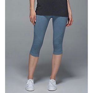 Lululemon In the Flow Crop II